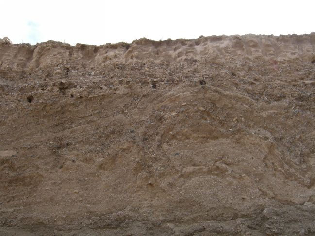  2006:09:04 05:35:54   Involution in Conglomerates in pit exposure at 75km on West side of Lake.jpg